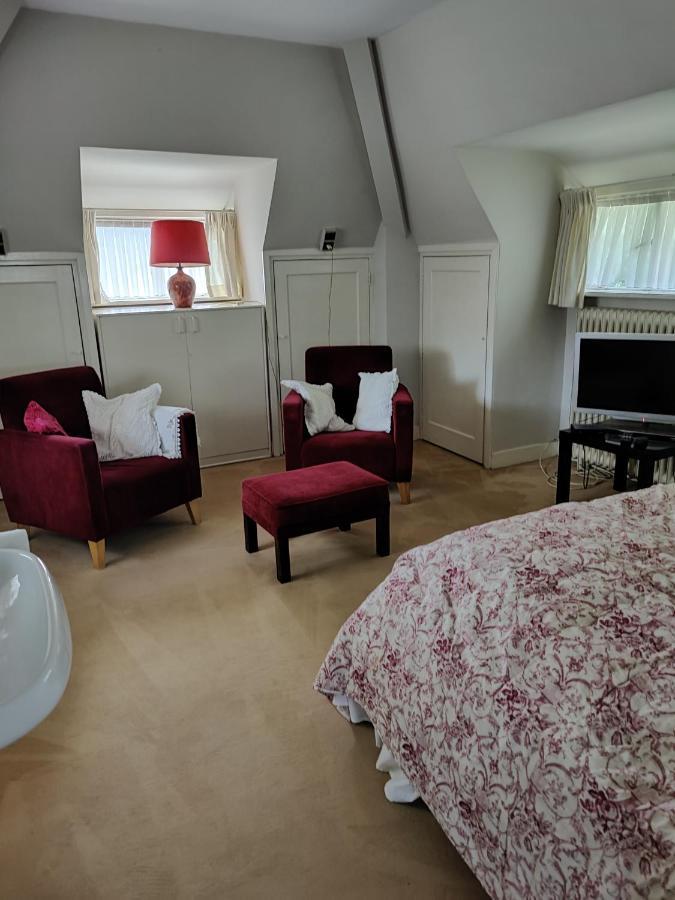 Vrijstaande Rietgedekte Villa Nabij Uitvalswegen Wassenaar Ngoại thất bức ảnh