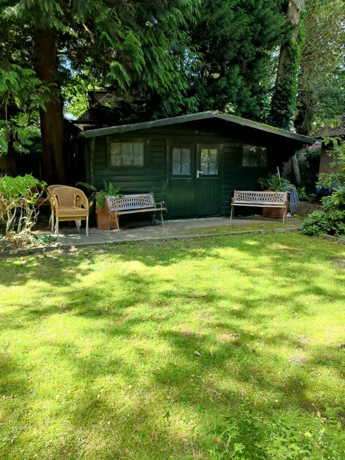 Vrijstaande Rietgedekte Villa Nabij Uitvalswegen Wassenaar Ngoại thất bức ảnh