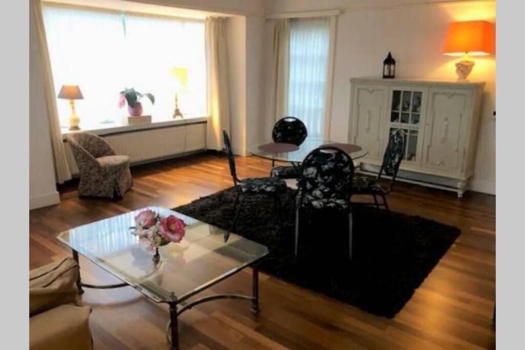 Vrijstaande Rietgedekte Villa Nabij Uitvalswegen Wassenaar Ngoại thất bức ảnh